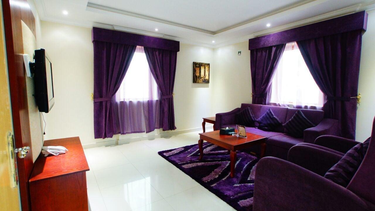 Al Muhaidb Al Takhasosi Suites Эр-Рияд Экстерьер фото